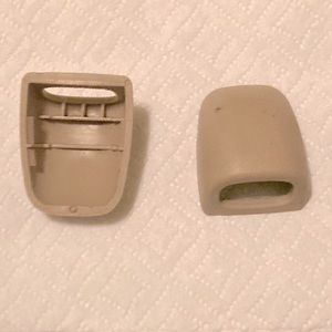 Universal plastic screw cover clips (2)